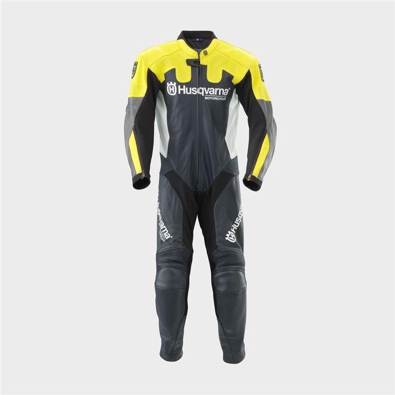 3HS220013807-Horizon Suit-image